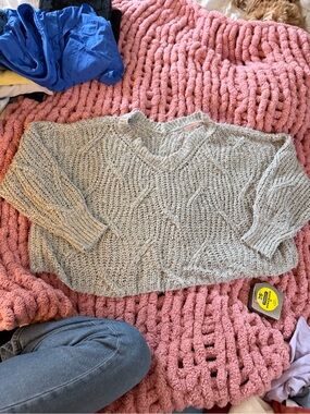 Ces Femme Oatmeal Chunky Cable Knit Oversized Sweater Size L